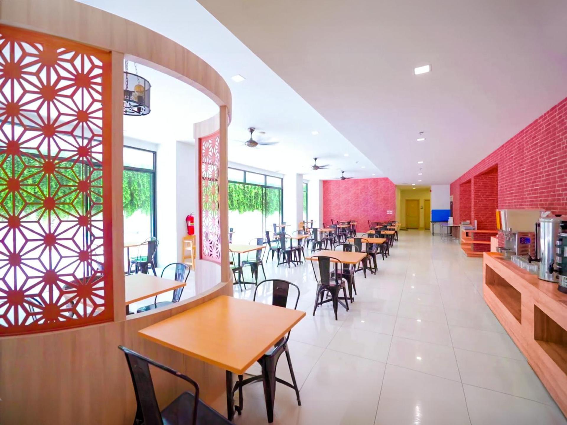 Phoenix Hotel Karon Beach Экстерьер фото