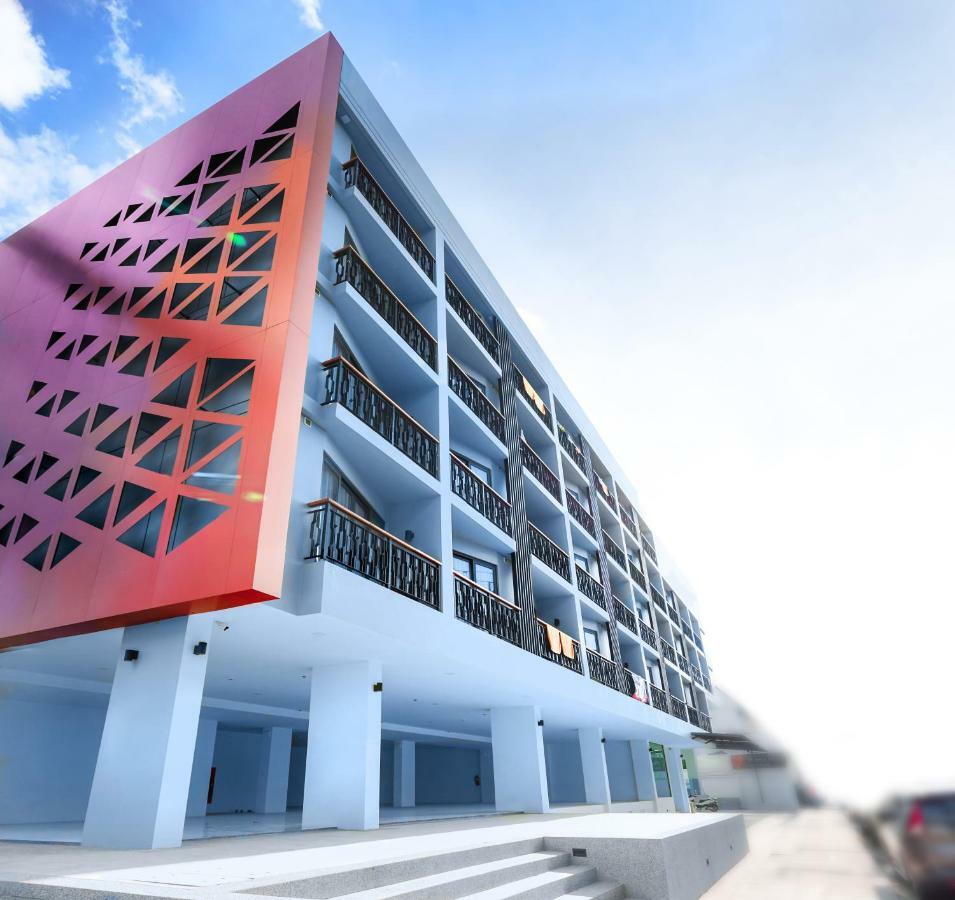 Phoenix Hotel Karon Beach Экстерьер фото