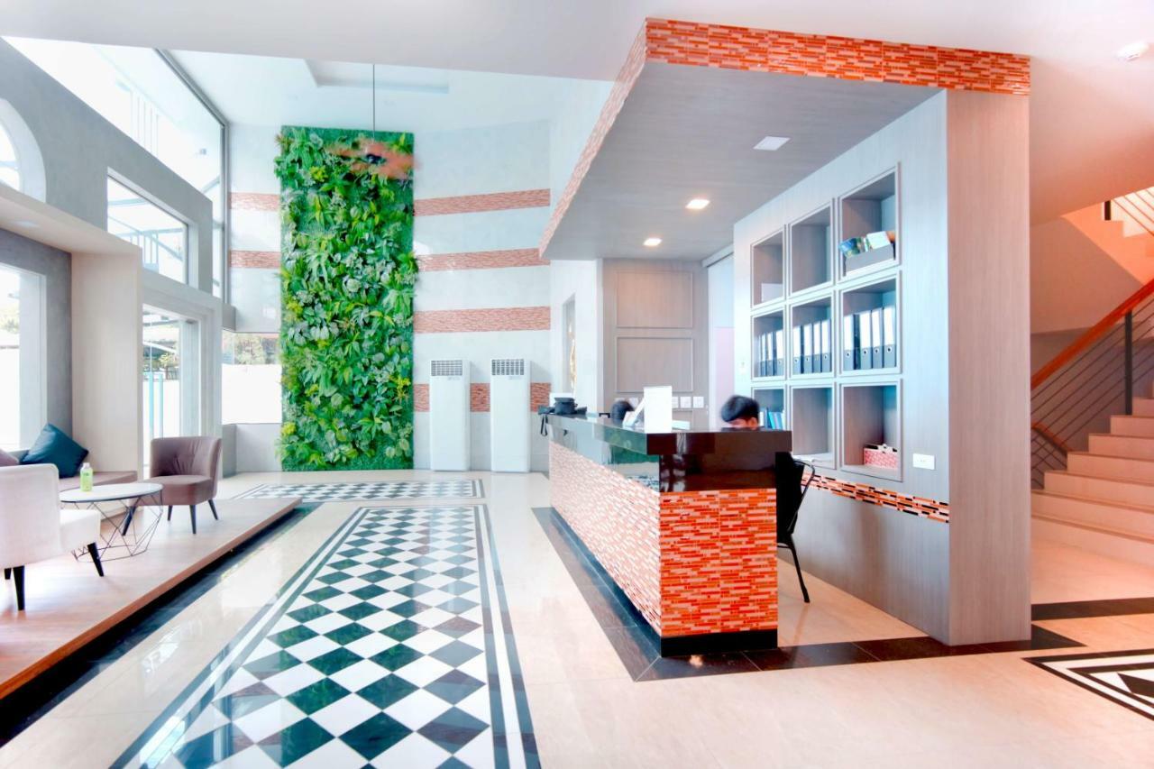 Phoenix Hotel Karon Beach Экстерьер фото